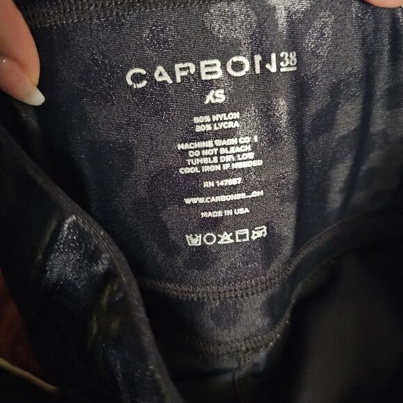 CARBON38 High Rise 7/8 Leggings Leopard Takara Shine Black Minimal Athleisure XS - Picture 6 of 6